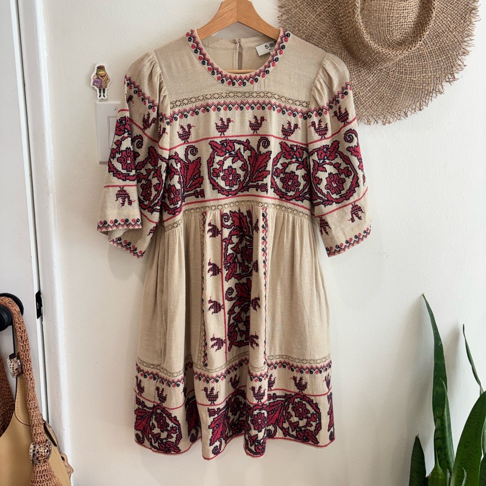 Sea NY Beena
Embroidered Dress 🧶
